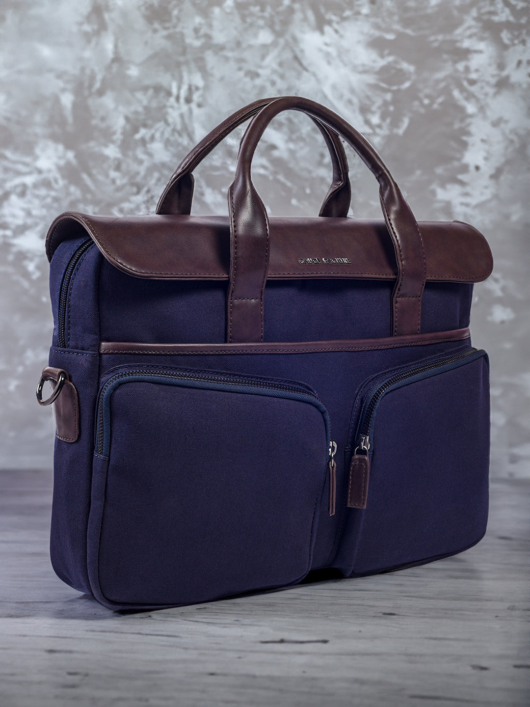 Gauge Machine 16" Navy Laptop Bag with Detachable Strap